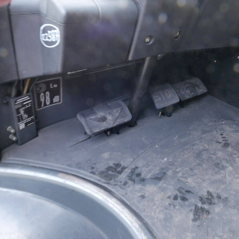 LPG 지게차 Linde H40T-02 EVO (394) : 사진 6 LPG 지게차 Linde H40T-02 EVO (394) : 사진 6