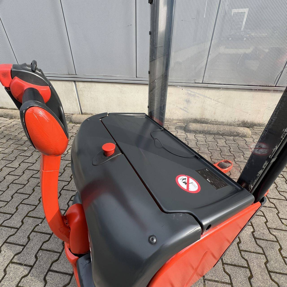 Linde L14 (372) - 스태커 : 사진 4 Linde L14 (372) - 스태커 : 사진 4
