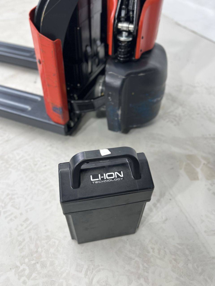 팔레트 트럭 Linde MT12 (1131) : 사진 9 팔레트 트럭 Linde MT12 (1131) : 사진 9