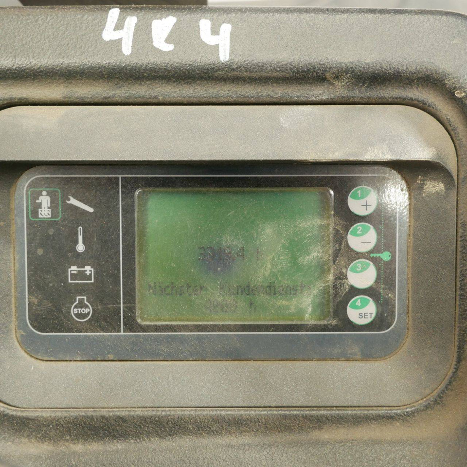 Linde P30C (1190) - 견인 트랙터 : 사진 4 Linde P30C (1190) - 견인 트랙터 : 사진 4