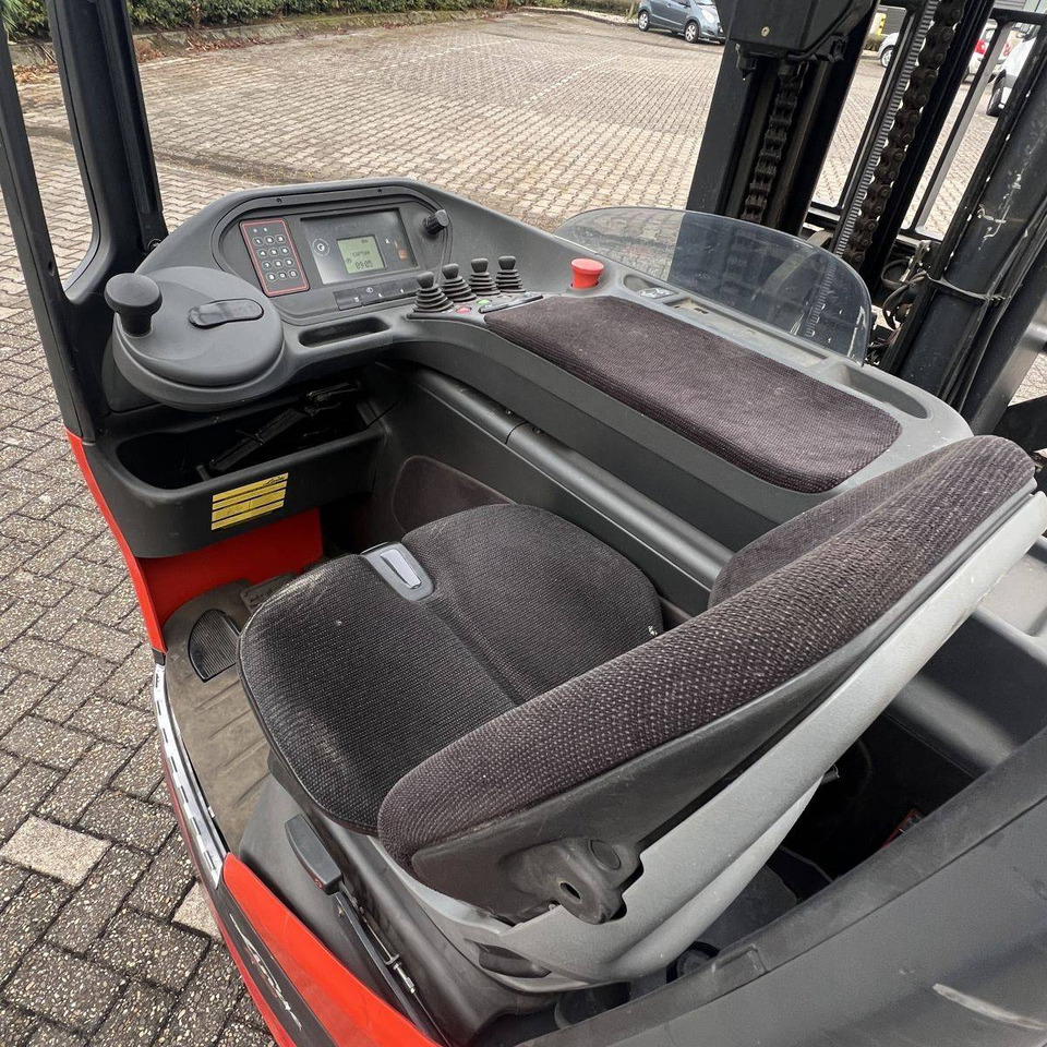 Linde R14HD (1120) - 리치 트럭 : 사진 5 Linde R14HD (1120) - 리치 트럭 : 사진 5