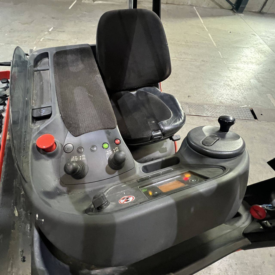 Linde R16 (1120) - 리치 트럭 : 사진 2 Linde R16 (1120) - 리치 트럭 : 사진 2