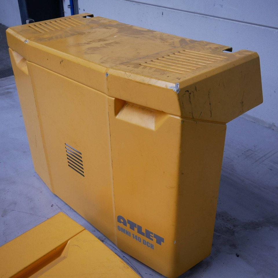 Plastic covers for Dambach, Atlet OMNI 140DCR - 보디 및 외관 자재 취급 장비 용 : 사진 2 Plastic covers for Dambach, Atlet OMNI 140DCR - 보디 및 외관 자재 취급 장비 용 : 사진 2