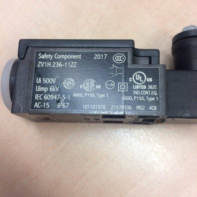 Position switch for Linde series 113/114/115/117 - 시동 자재 취급 장비 용 : 사진 2 Position switch for Linde series 113/114/115/117 - 시동 자재 취급 장비 용 : 사진 2