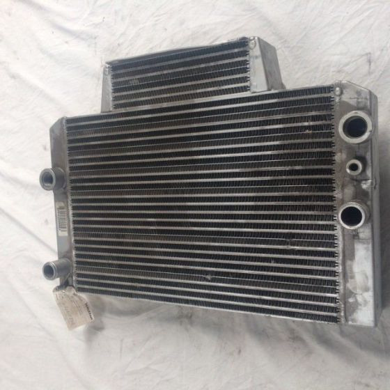 Radiator for Linde H35-45, Series 352 - 라디에이터 지게차 용 : 사진 2 Radiator for Linde H35-45, Series 352 - 라디에이터 지게차 용 : 사진 2