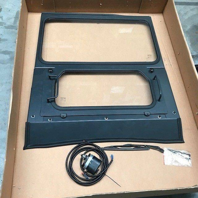 Rear panel for Komatsu - 창문 및 부품 자재 취급 장비 용 : 사진 1 Rear panel for Komatsu - 창문 및 부품 자재 취급 장비 용 : 사진 1