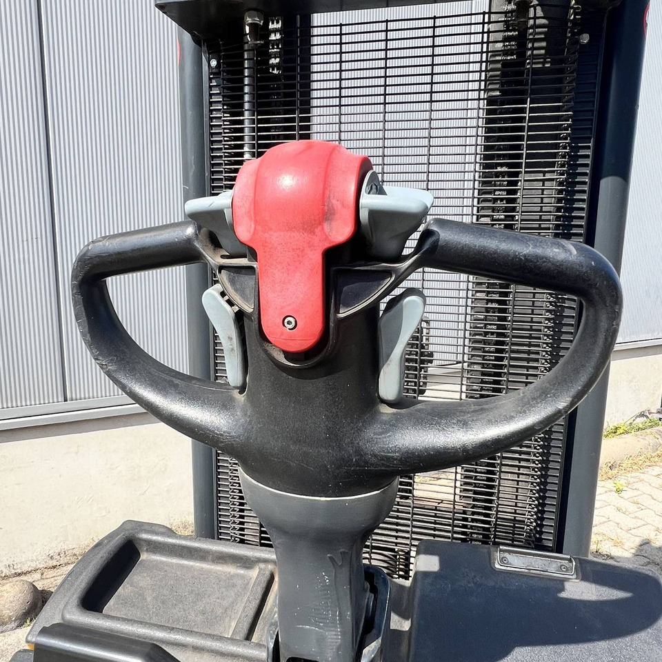 Still EGVS14 - 스태커 : 사진 4 Still EGVS14 - 스태커 : 사진 4