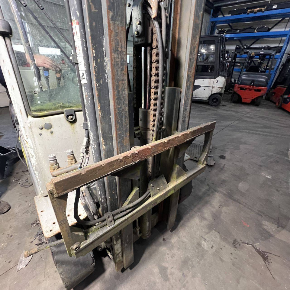 Still RX70-25T - 전기 지게차 : 사진 5 Still RX70-25T - 전기 지게차 : 사진 5