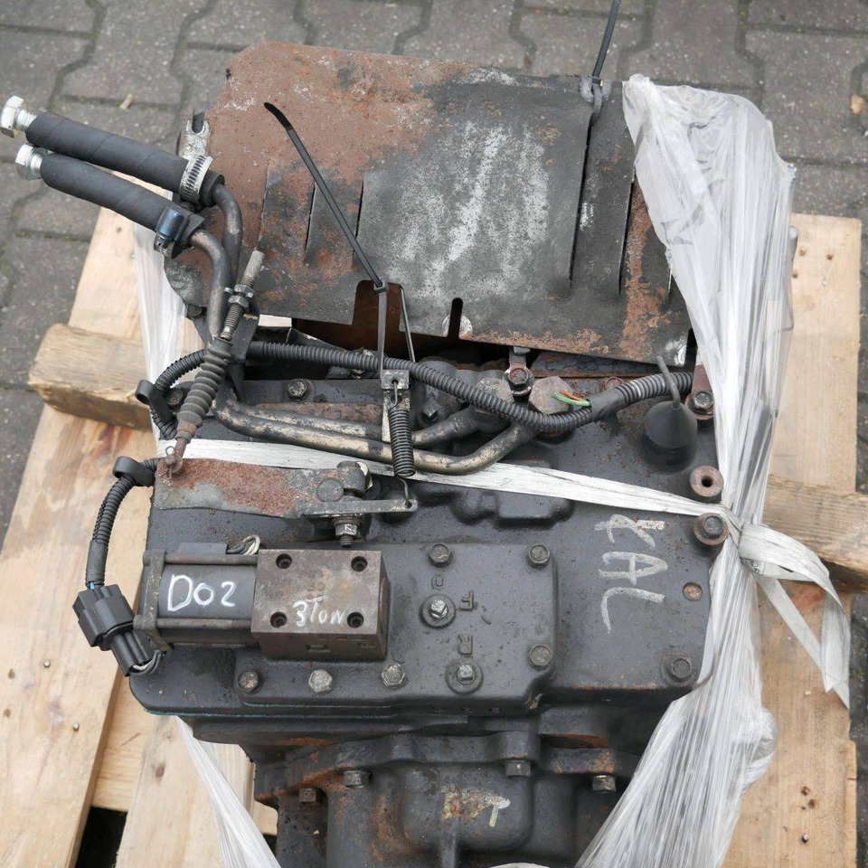 Transmission for Nissan D02 - 변속기 자재 취급 장비 용 : 사진 3 Transmission for Nissan D02 - 변속기 자재 취급 장비 용 : 사진 3