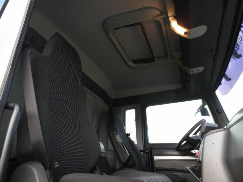 유조트럭 MAN TGS : 사진 6