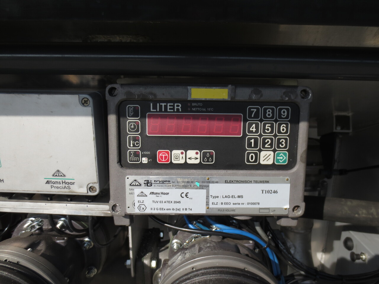 SCANIA G370 - 유조트럭 : 사진 2 SCANIA G370 - 유조트럭 : 사진 2