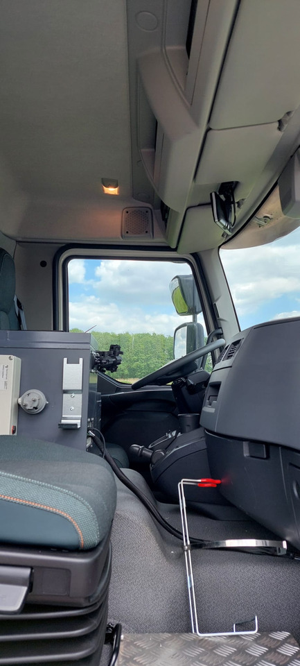 VOLVO FL - 유조트럭 : 사진 4 VOLVO FL - 유조트럭 : 사진 4