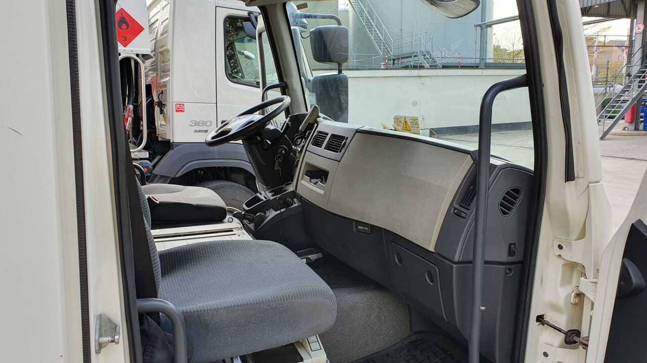 VOLVO FL - 유조트럭 : 사진 3 VOLVO FL - 유조트럭 : 사진 3
