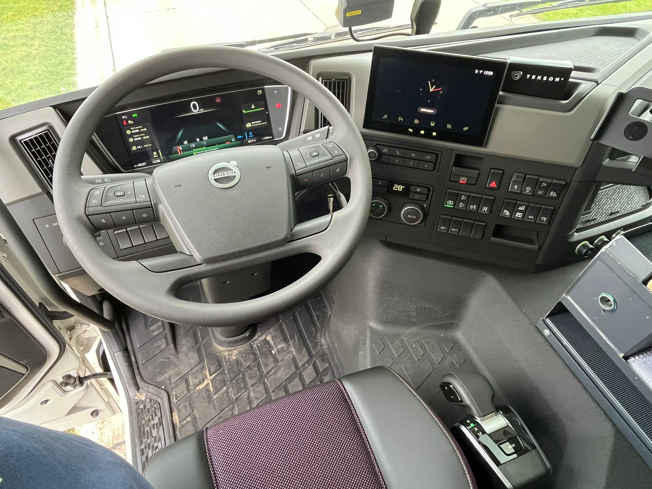 VOLVO FM380 - 유조트럭 : 사진 3 VOLVO FM380 - 유조트럭 : 사진 3