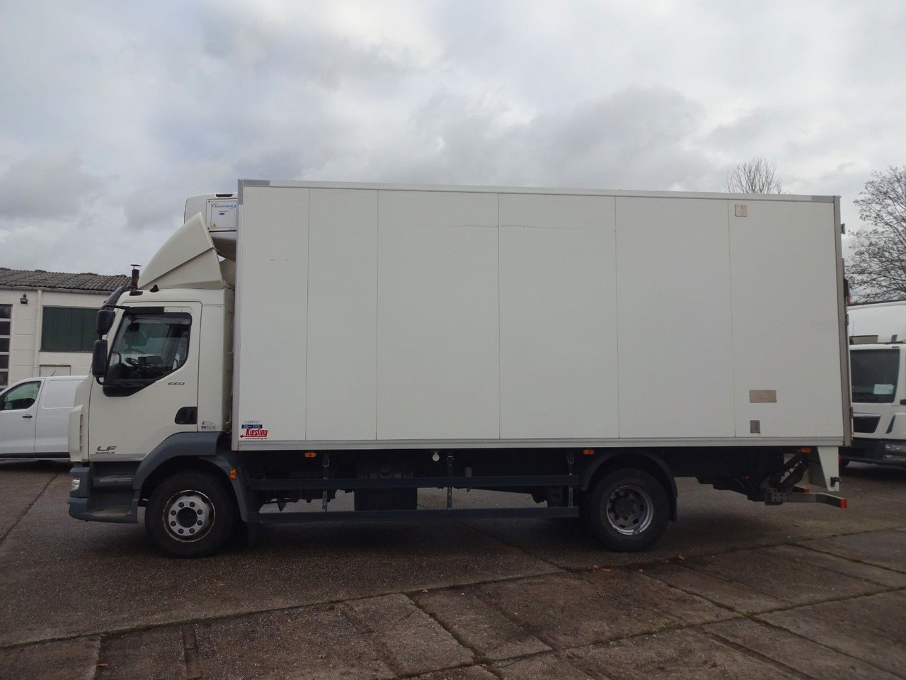 DAF LF 220, 16 T, LBW, Türen, Klima, Automat, Kamera - 냉동탑차 : 사진 4 DAF LF 220, 16 T, LBW, Türen, Klima, Automat, Kamera - 냉동탑차 : 사진 4