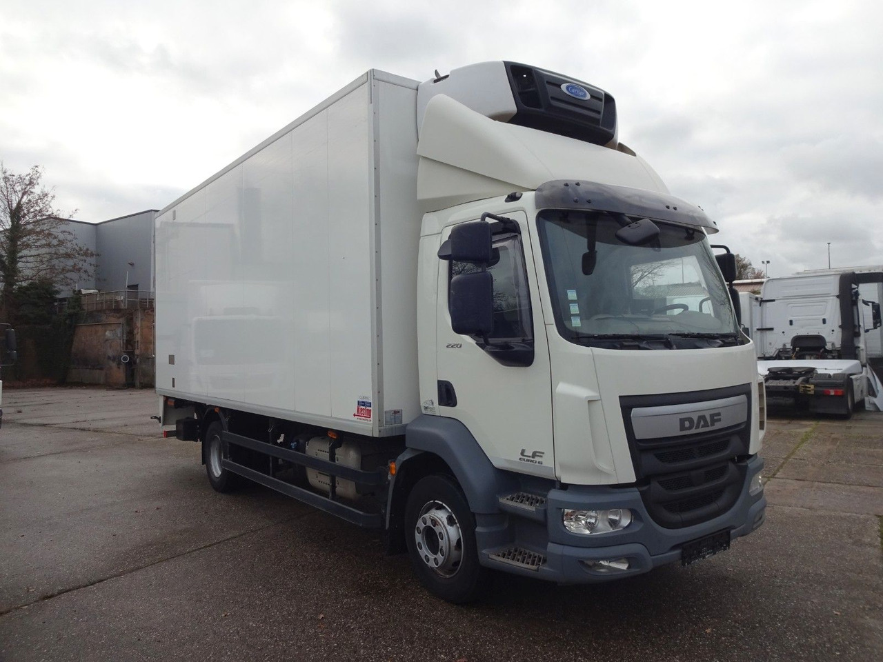 DAF LF 220, 16 T, LBW, Türen, Klima, Automat, Kamera - 박스 트럭 : 사진 1 DAF LF 220, 16 T, LBW, Türen, Klima, Automat, Kamera - 박스 트럭 : 사진 1
