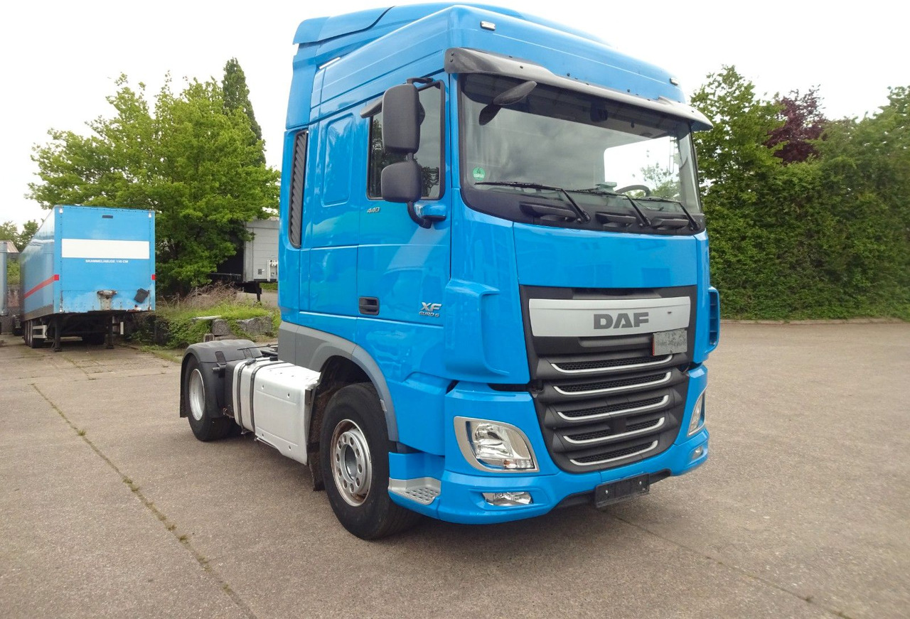 DAF XF 440, SC, Klima, 2 x Tank, Intarder, - 트랙터 유닛 : 사진 1 DAF XF 440, SC, Klima, 2 x Tank, Intarder, - 트랙터 유닛 : 사진 1