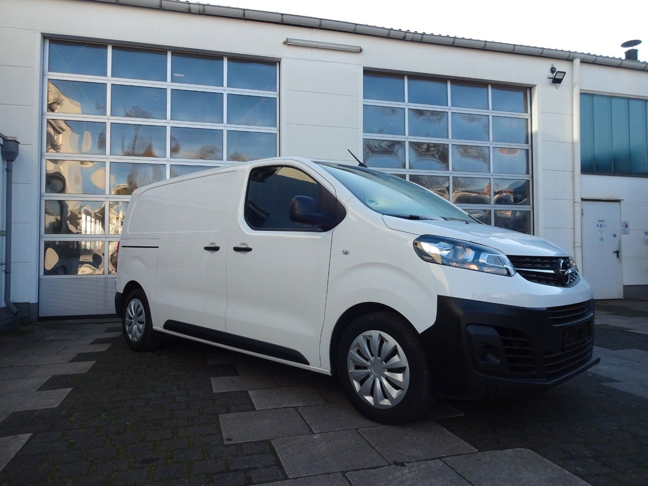 Opel Opel 5 x Vivaro Kasten L1H1, Klima, PDC, - 소형 밴 : 사진 5 Opel Opel 5 x Vivaro Kasten L1H1, Klima, PDC, - 소형 밴 : 사진 5