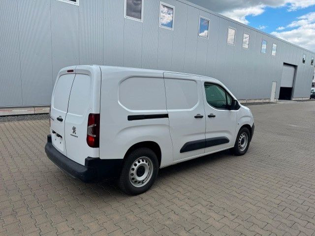 Peugeot Partner Premium Elektro L2H1, 100 kW - 승합차, 전기 밴 : 사진 3 Peugeot Partner Premium Elektro L2H1, 100 kW - 승합차, 전기 밴 : 사진 3