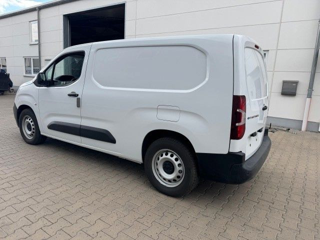 Peugeot Partner Premium Elektro L3H1, 100 kW - 승합차, 전기 밴 : 사진 4 Peugeot Partner Premium Elektro L3H1, 100 kW - 승합차, 전기 밴 : 사진 4