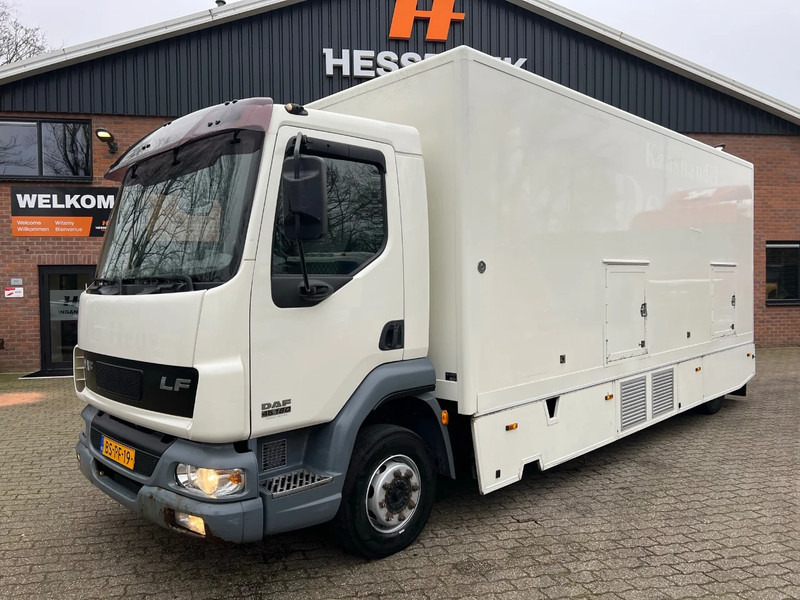 DAF LF 180 4X2 Verkoopopbouw/Verkaufsaufbau +Koeling Hydraulisch uitklapbaar - 벤딩 트럭 : 사진 3 DAF LF 180 4X2 Verkoopopbouw/Verkaufsaufbau +Koeling Hydraulisch uitklapbaar - 벤딩 트럭 : 사진 3