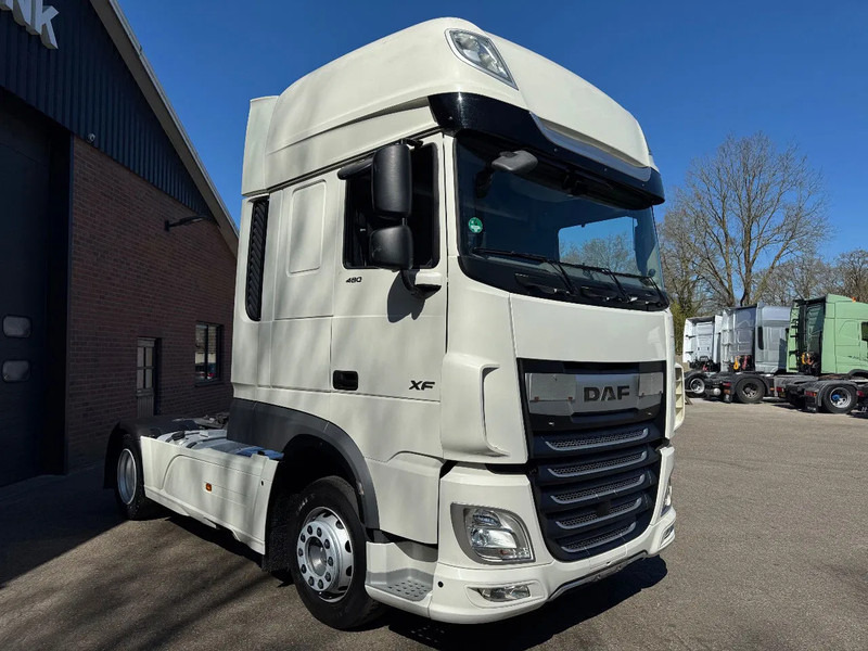 DAF XF 480 5X! SSC Super Space 2x tank LED PTO-Prep 335.720KM ACC - 트랙터 유닛 : 사진 2 DAF XF 480 5X! SSC Super Space 2x tank LED PTO-Prep 335.720KM ACC - 트랙터 유닛 : 사진 2