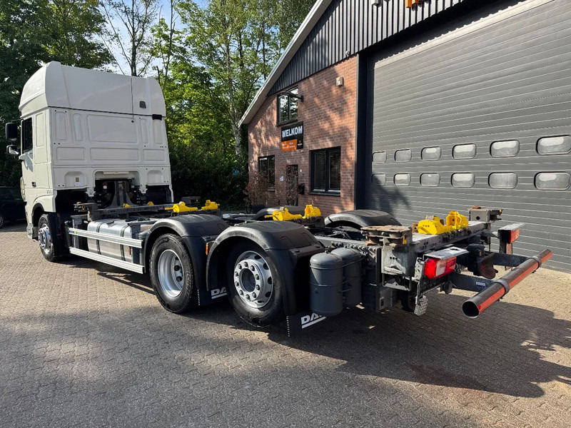 DAF XF 480 6X2 SSC FAR BDF Retarder 2x AHK 7.82 Multiwechseler - 컨테이너 운반 장치/ 스와프 보디 트럭 : 사진 3 DAF XF 480 6X2 SSC FAR BDF Retarder 2x AHK 7.82 Multiwechseler - 컨테이너 운반 장치/ 스와프 보디 트럭 : 사진 3