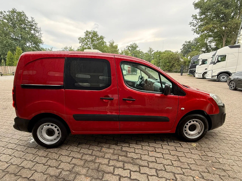 Peugeot Partner 1.6 BlueHDi Airco Schuifdeur 73KW - 소형 밴 : 사진 5 Peugeot Partner 1.6 BlueHDi Airco Schuifdeur 73KW - 소형 밴 : 사진 5