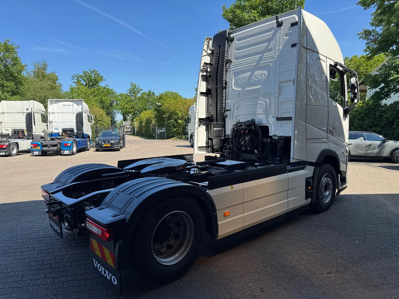 Volvo FH 500 AERO NEW! 9 Ton Vooras Globetrotter XL, PTO, ACC, Standairco, 2 tanks, LED - 트랙터 유닛 : 사진 4 Volvo FH 500 AERO NEW! 9 Ton Vooras Globetrotter XL, PTO, ACC, Standairco, 2 tanks, LED - 트랙터 유닛 : 사진 4