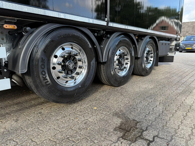Kraker K-Force 92m3 Black, Liftas - 10MM Vloer, Afstandsbediening - 워킹 플로어 세미 트레일러 : 사진 5 Kraker K-Force 92m3 Black, Liftas - 10MM Vloer, Afstandsbediening - 워킹 플로어 세미 트레일러 : 사진 5
