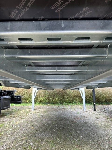 Kögel BDF-System, 7.450 mm lang, Farbe: RAL 9005 schwarz - 커튼 사이드 스왑 바디 : 사진 2 Kögel BDF-System, 7.450 mm lang, Farbe: RAL 9005 schwarz - 커튼 사이드 스왑 바디 : 사진 2