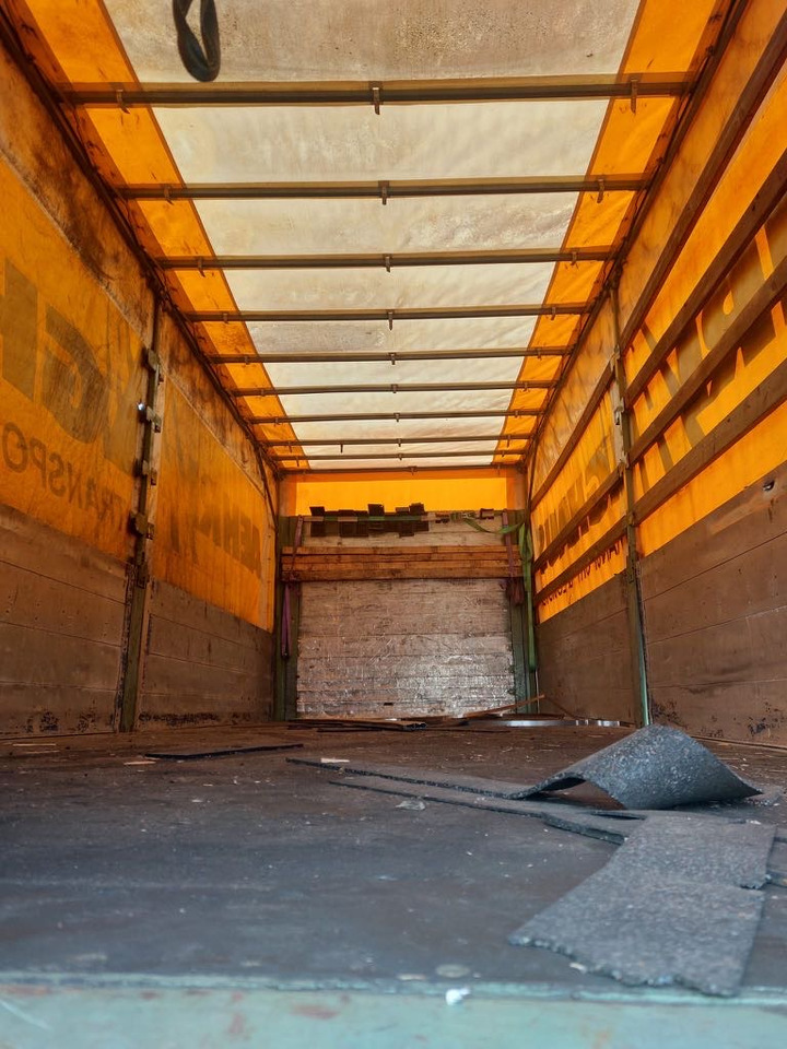 Kögel BDF-System, 7.450 mm lang, Heck: niedrige Türen - 커튼 사이드 스왑 바디 : 사진 3 Kögel BDF-System, 7.450 mm lang, Heck: niedrige Türen - 커튼 사이드 스왑 바디 : 사진 3