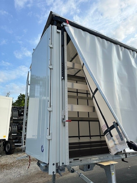 Kögel BDF-System, 7.450 mm lang, Hubdach, Eckhöhe: 2.920 mm, - 커튼 사이드 스왑 바디 : 사진 2 Kögel BDF-System, 7.450 mm lang, Hubdach, Eckhöhe: 2.920 mm, - 커튼 사이드 스왑 바디 : 사진 2