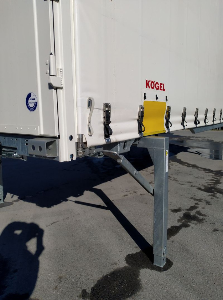 Kögel BDF-System, 7.450 mm lang. - 커튼 사이드 스왑 바디 : 사진 1 Kögel BDF-System, 7.450 mm lang. - 커튼 사이드 스왑 바디 : 사진 1