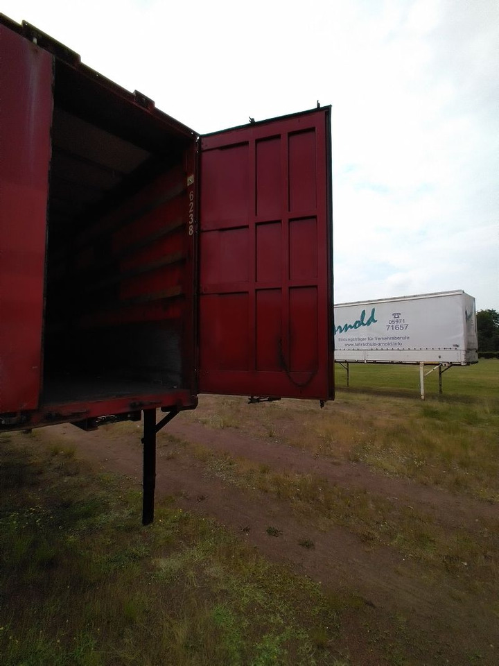 Krone Wechselpritsche mit Bordwänden und Plane, BDF-System, 7.450 mm lang. - 커튼 사이드 스왑 바디 : 사진 5 Krone Wechselpritsche mit Bordwänden und Plane, BDF-System, 7.450 mm lang. - 커튼 사이드 스왑 바디 : 사진 5