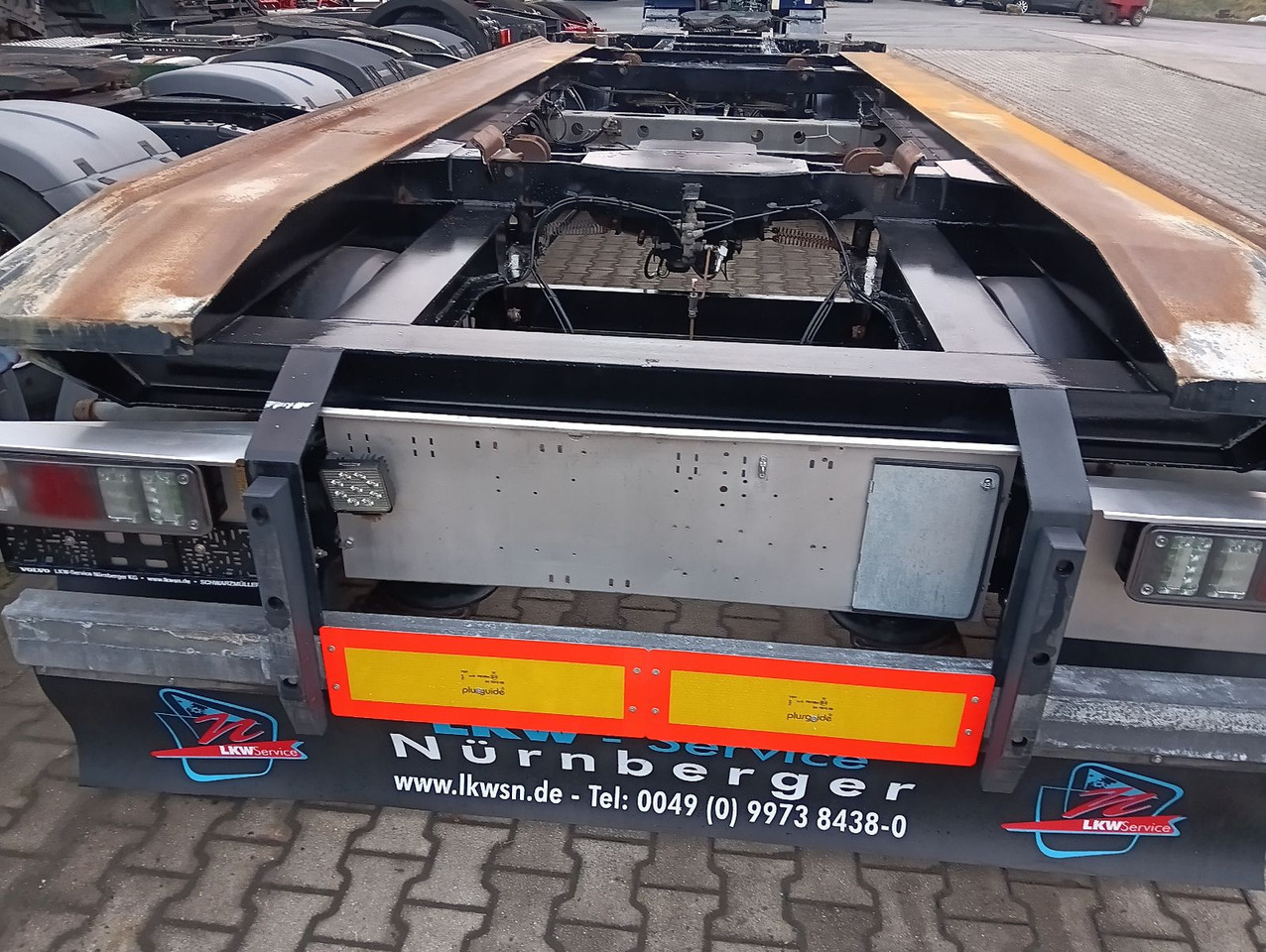 Hüffermann HAR1870 SAF lichtbogenverzinkt4xReifen,BremseNEU - 롤오프/ 스킵 트레일러 : 사진 1 Hüffermann HAR1870 SAF lichtbogenverzinkt4xReifen,BremseNEU - 롤오프/ 스킵 트레일러 : 사진 1