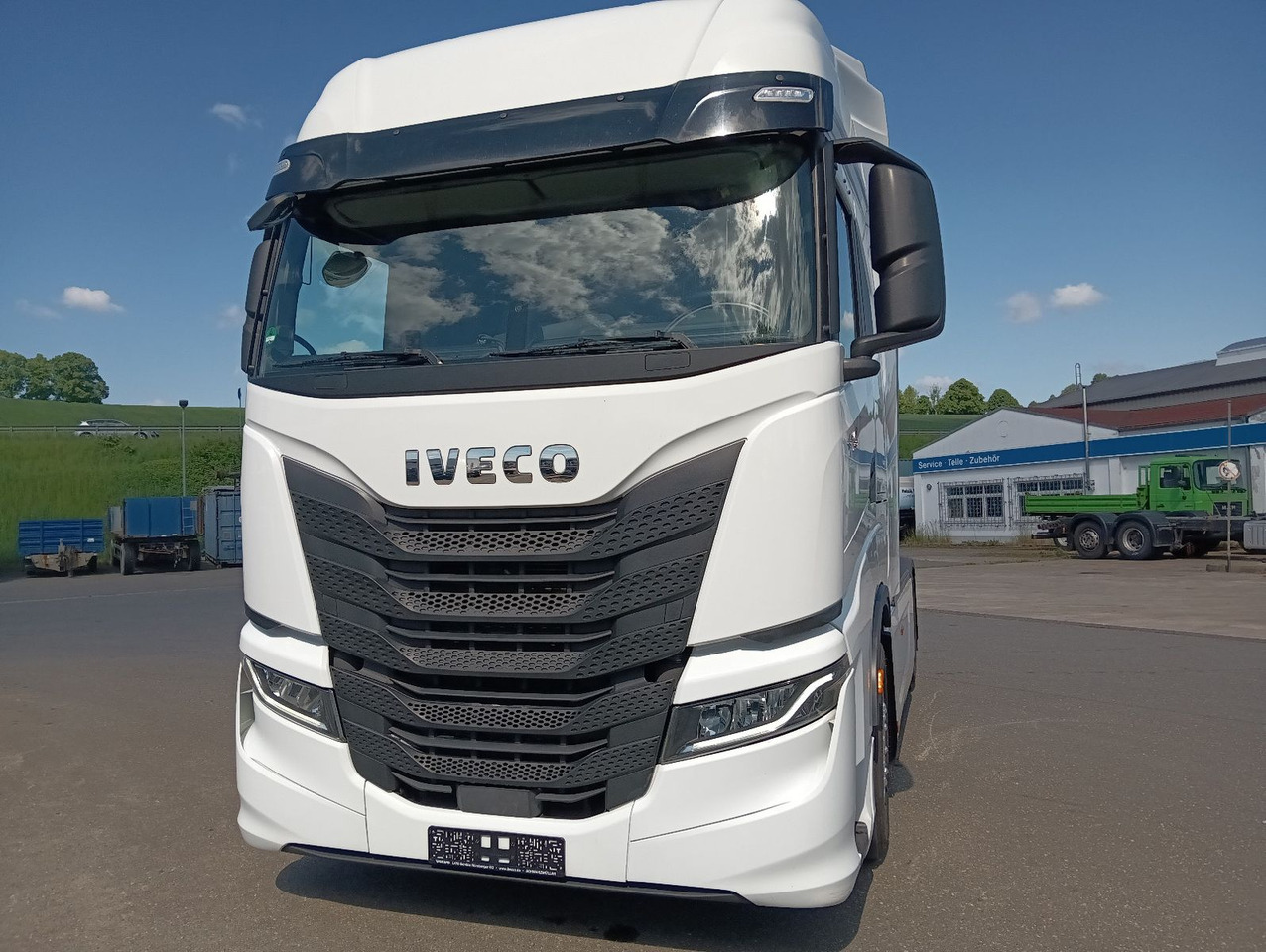 Iveco S-WAY AS440 P490 INTARDERSpoilerStandklima 2xTan - 트랙터 유닛 : 사진 5 Iveco S-WAY AS440 P490 INTARDERSpoilerStandklima 2xTan - 트랙터 유닛 : 사진 5