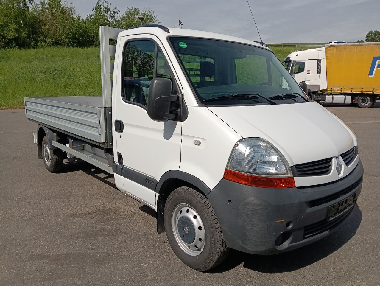 Renault MASTER 3,5t AHK, TÜV/Reifen/Bremse NEU orig.64t - 플랫베드 밴, 콤비 밴 : 사진 1 Renault MASTER 3,5t AHK, TÜV/Reifen/Bremse NEU orig.64t - 플랫베드 밴, 콤비 밴 : 사진 1