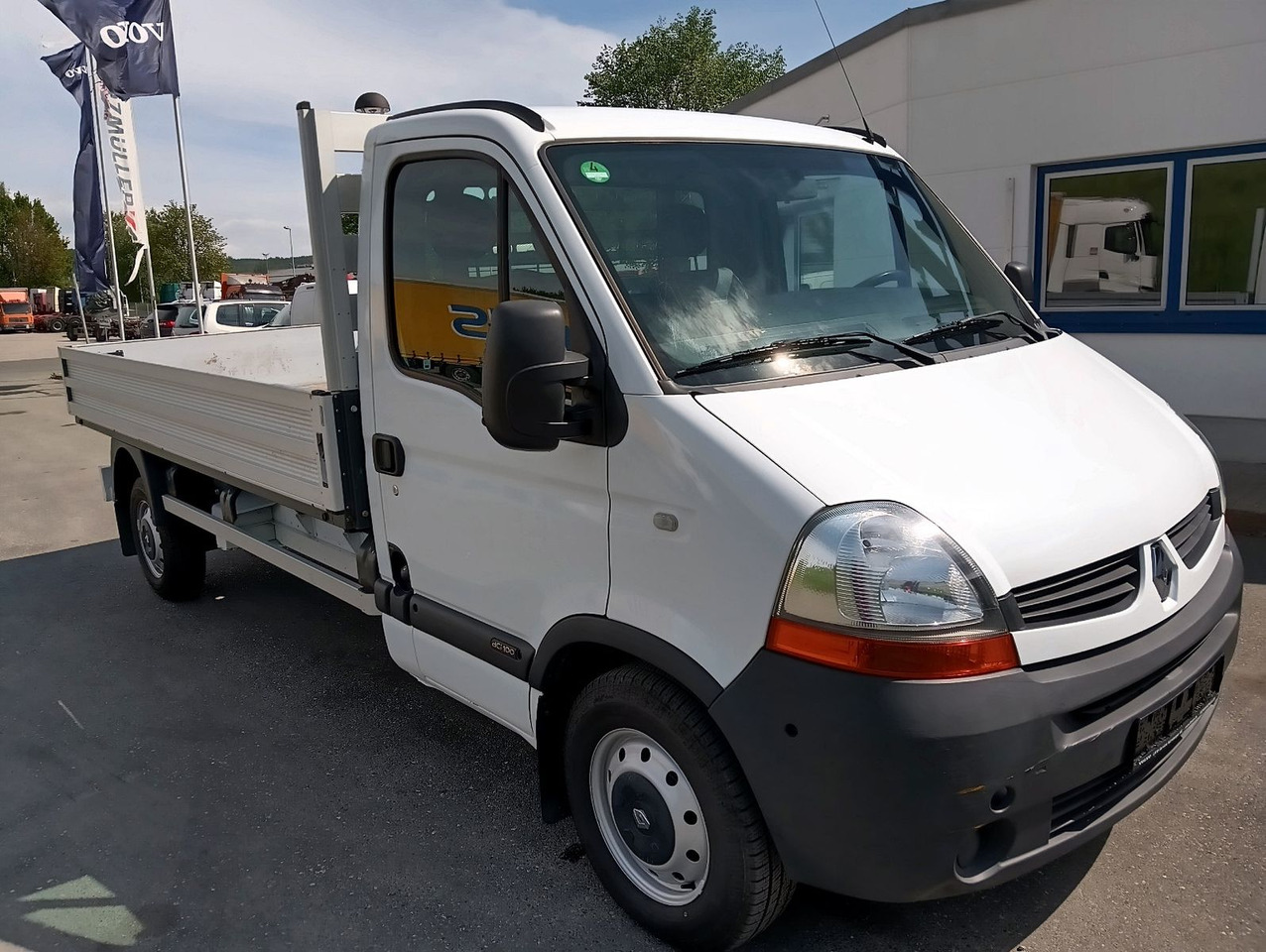Renault MASTER 3,5t AHK, TÜV/Reifen/Bremse NEU orig.64t - 플랫베드 밴, 콤비 밴 : 사진 2 Renault MASTER 3,5t AHK, TÜV/Reifen/Bremse NEU orig.64t - 플랫베드 밴, 콤비 밴 : 사진 2