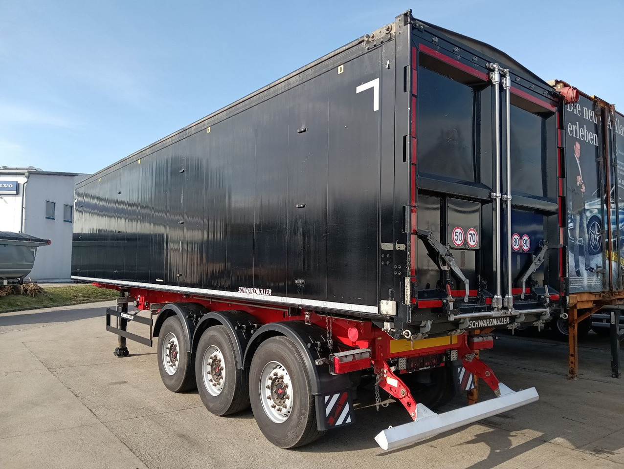Schwarzmüller K-Serie ALU 54m3 Getreide 6250kg TopZustand - 덤프 세미 트레일러 : 사진 1 Schwarzmüller K-Serie ALU 54m3 Getreide 6250kg TopZustand - 덤프 세미 트레일러 : 사진 1