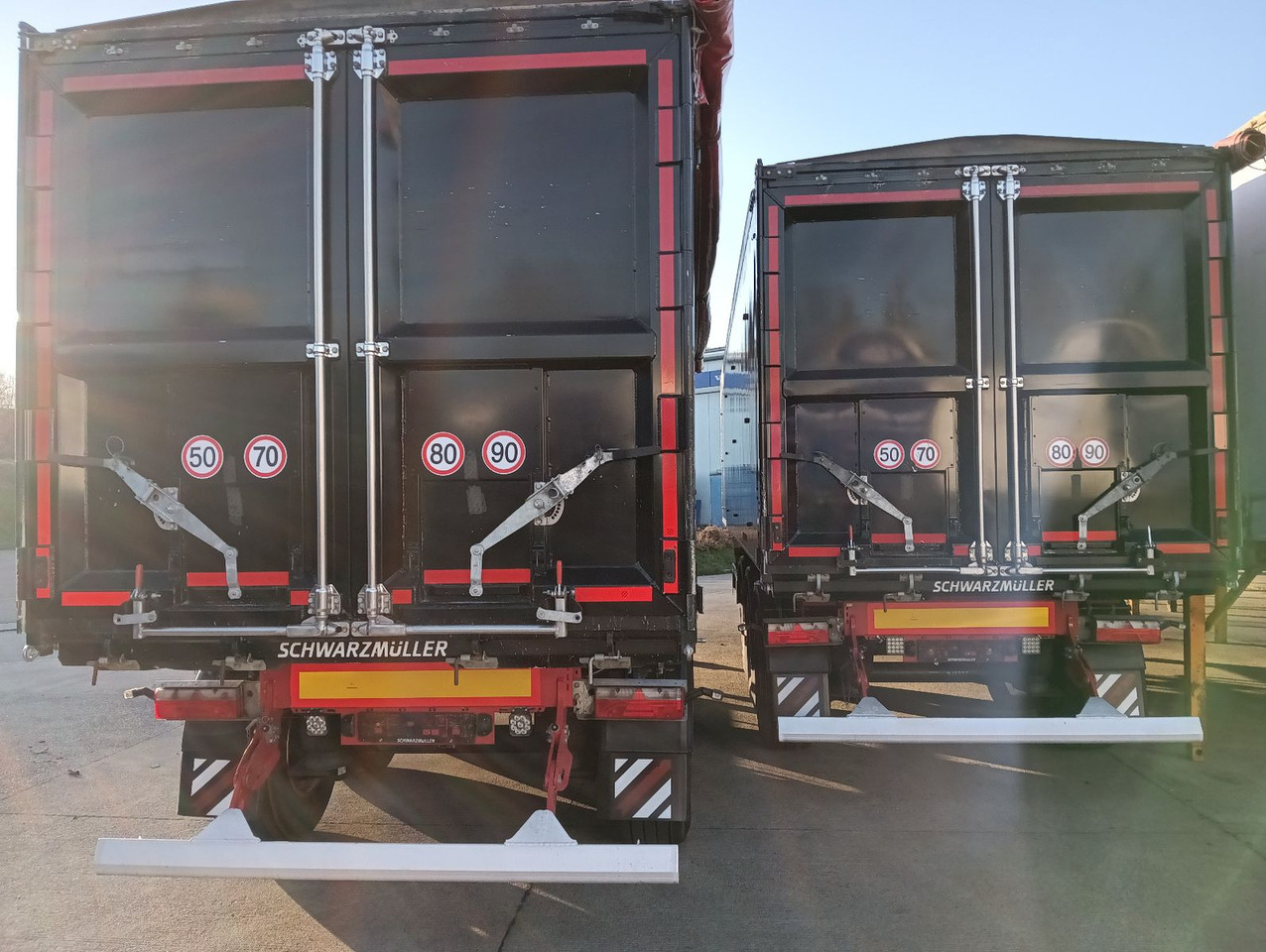 Schwarzmüller K-Serie ALU 54m3 Getreide Nur 69.340km 6250kg - 덤프 세미 트레일러 : 사진 5 Schwarzmüller K-Serie ALU 54m3 Getreide Nur 69.340km 6250kg - 덤프 세미 트레일러 : 사진 5