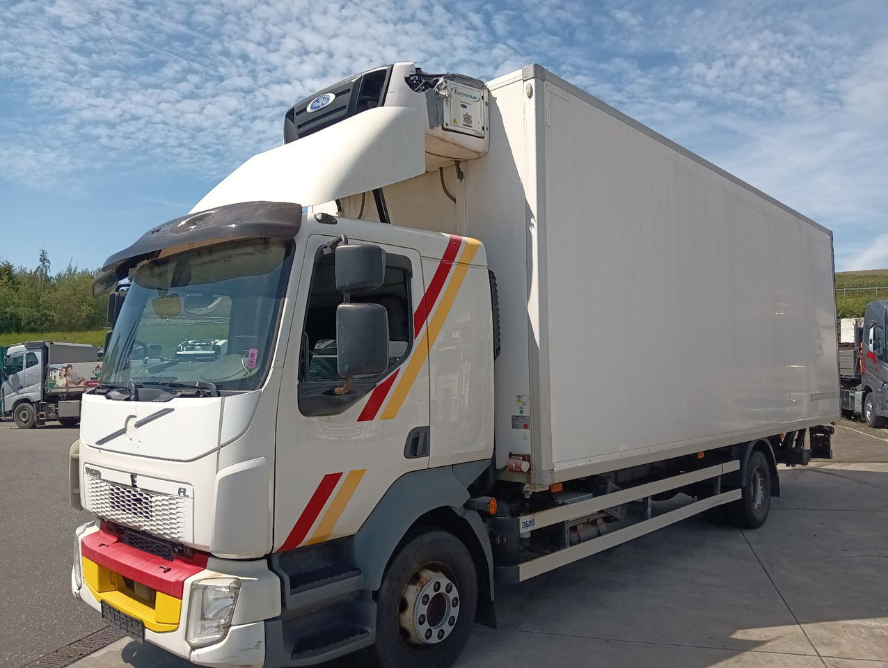 Volvo FL250 4x2R 14t CarrierSupra550 7,3m LBW1.5tKlima - 냉동탑차 : 사진 1 Volvo FL250 4x2R 14t CarrierSupra550 7,3m LBW1.5tKlima - 냉동탑차 : 사진 1
