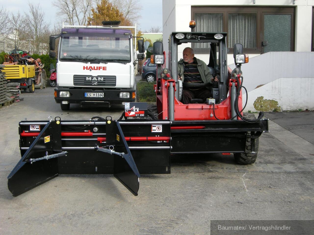 SIMEX ST200 Asphaltverteiler für Lader!! NEU!! - 콜드 플래너 아스팔트 기계 용 : 사진 1 SIMEX ST200 Asphaltverteiler für Lader!! NEU!! - 콜드 플래너 아스팔트 기계 용 : 사진 1