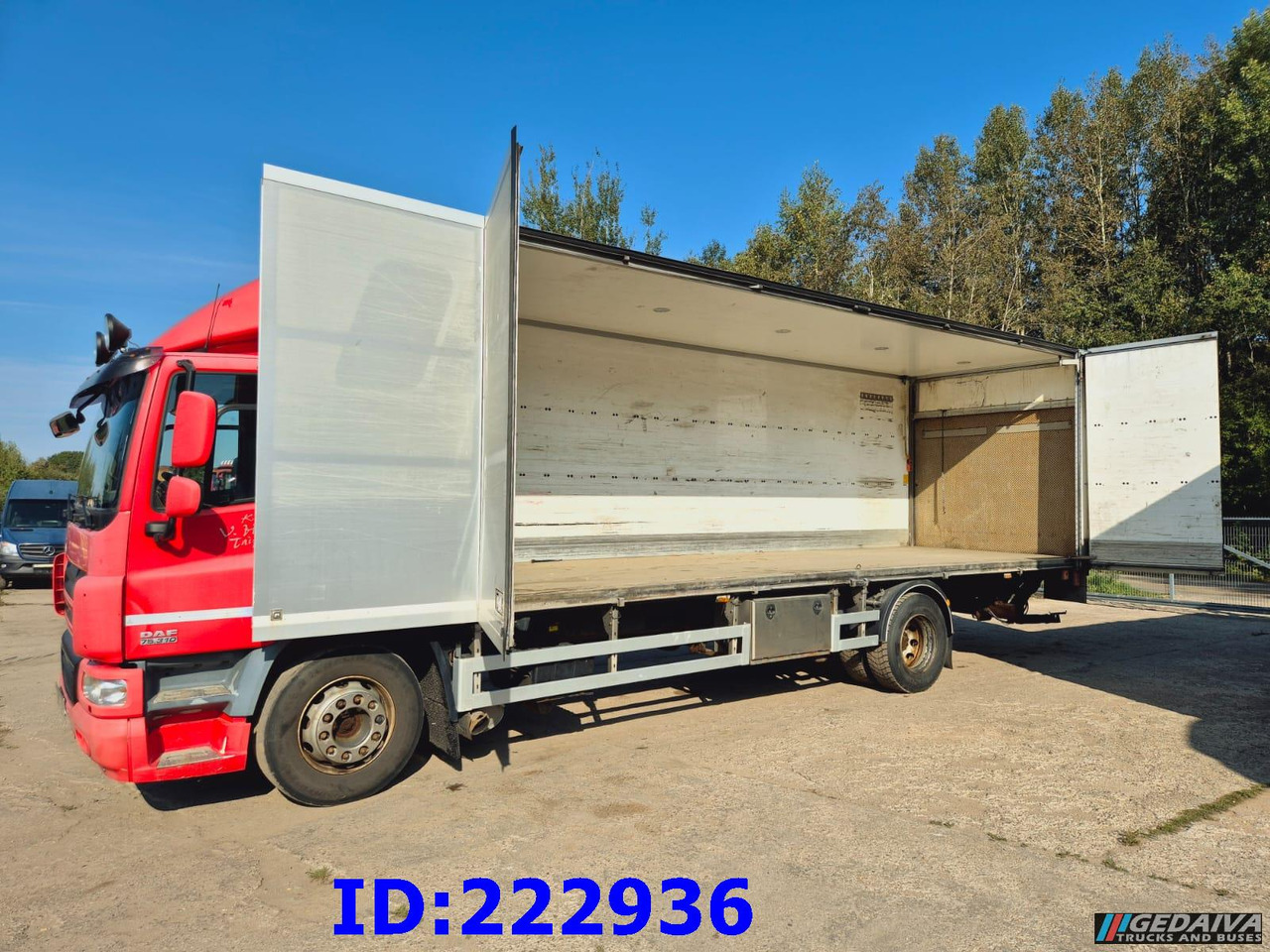 DAF CF 75.310 - Euro5 - 박스 트럭 : 사진 2 DAF CF 75.310 - Euro5 - 박스 트럭 : 사진 2