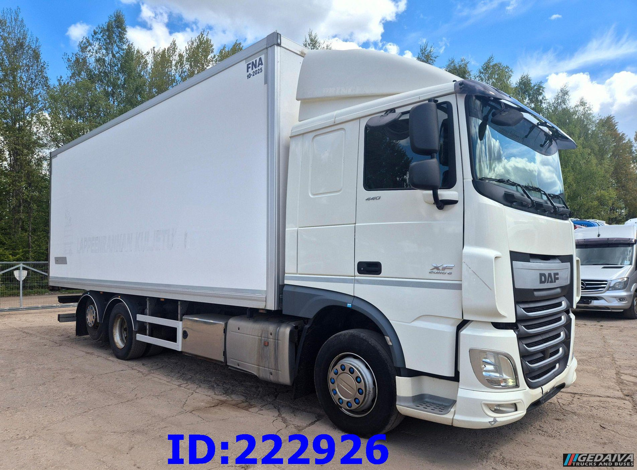 DAF XF 106 440 FAR 6x2 Euro6 - 등온 트럭 : 사진 1 DAF XF 106 440 FAR 6x2 Euro6 - 등온 트럭 : 사진 1