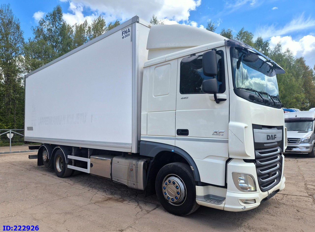 DAF XF 106 440 FAR 6x2 Euro6 - 등온 트럭 : 사진 1 DAF XF 106 440 FAR 6x2 Euro6 - 등온 트럭 : 사진 1