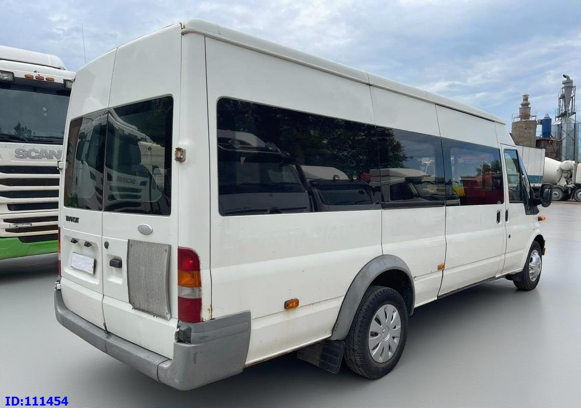 FORD Transit Manual 17-seater - 소형 버스, 승합차 : 사진 4 FORD Transit Manual 17-seater - 소형 버스, 승합차 : 사진 4