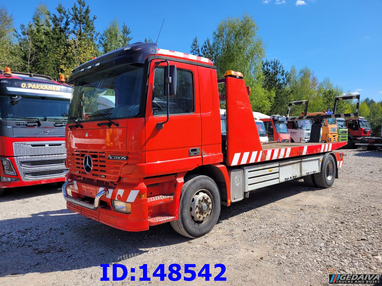 MERCEDES-BENZ Actros 1831 4x2 - 견인 트럭 : 사진 2 MERCEDES-BENZ Actros 1831 4x2 - 견인 트럭 : 사진 2