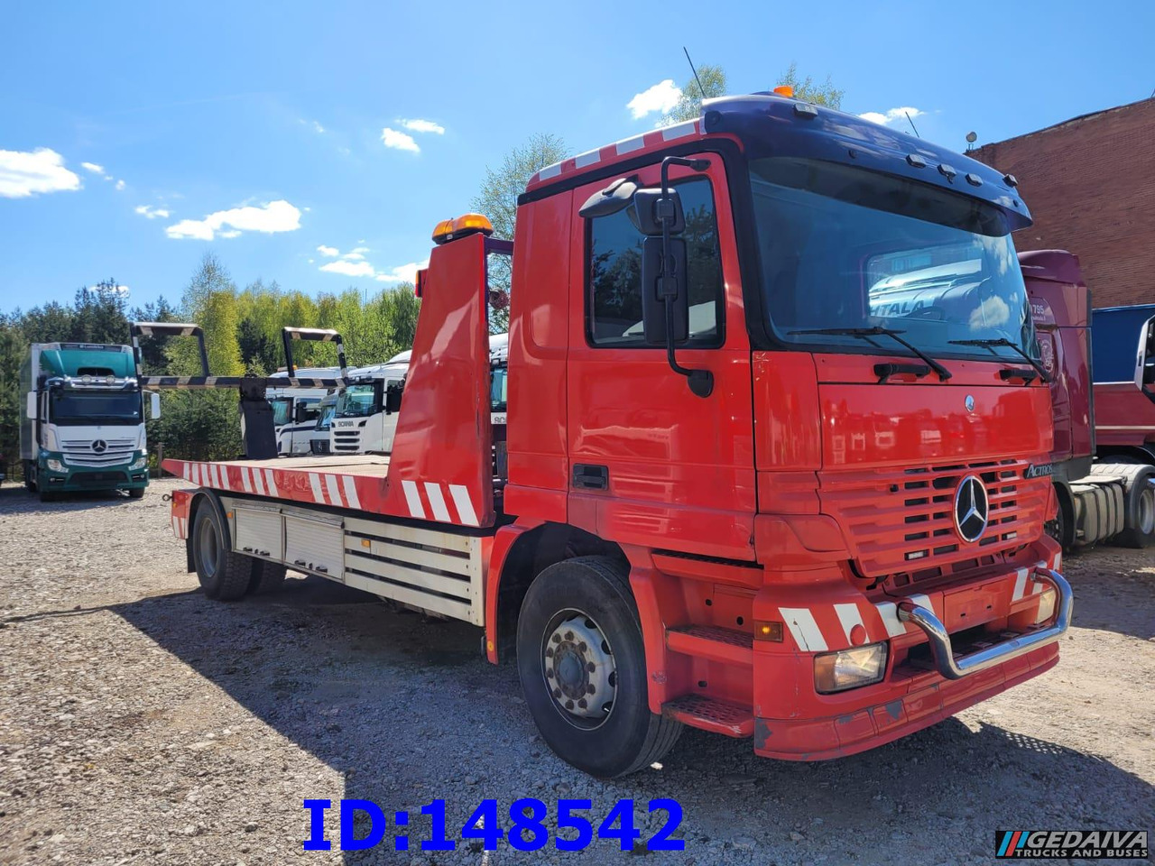 MERCEDES-BENZ Actros 1831 4x2 - 견인 트럭 : 사진 5 MERCEDES-BENZ Actros 1831 4x2 - 견인 트럭 : 사진 5