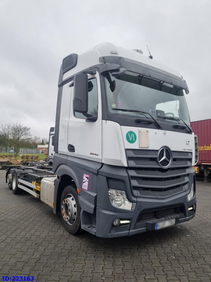 MERCEDES-BENZ Actros 2542 BDF 6x2 Euro6 - 캡 새시 트럭 : 사진 1 MERCEDES-BENZ Actros 2542 BDF 6x2 Euro6 - 캡 새시 트럭 : 사진 1